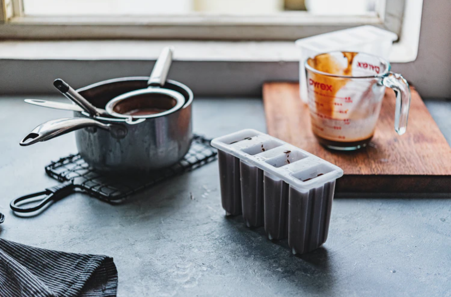 Kitchen baking accessories